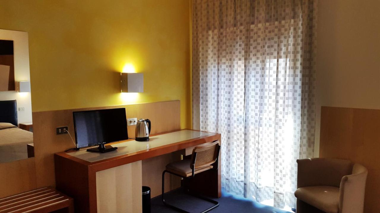 Arte Hotel Περούτζια Εξωτερικό φωτογραφία